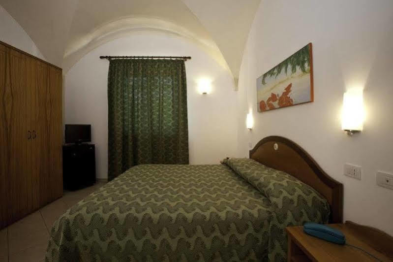 Dolmen Sport Resort Минервино-ди-Лечче Экстерьер фото
